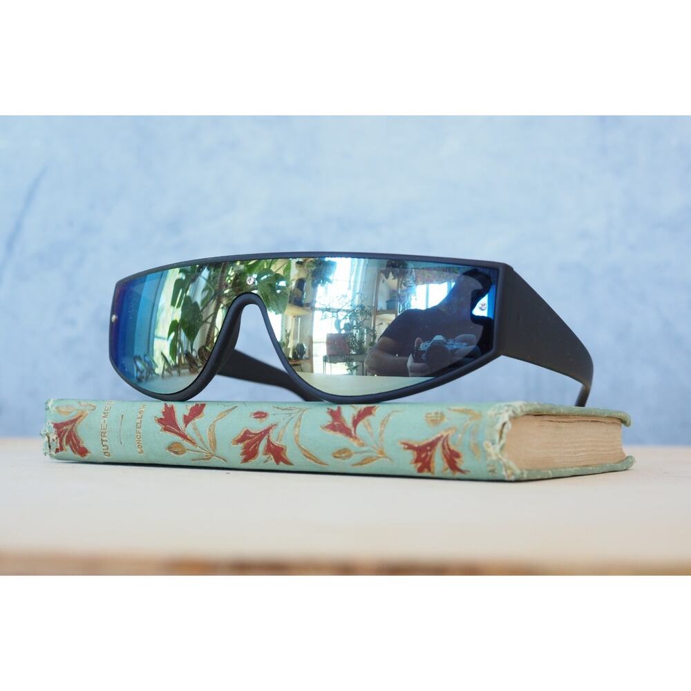 Vintage 1980s Sunglasses Shield Mirror Lens Sporty Rave Music Festival